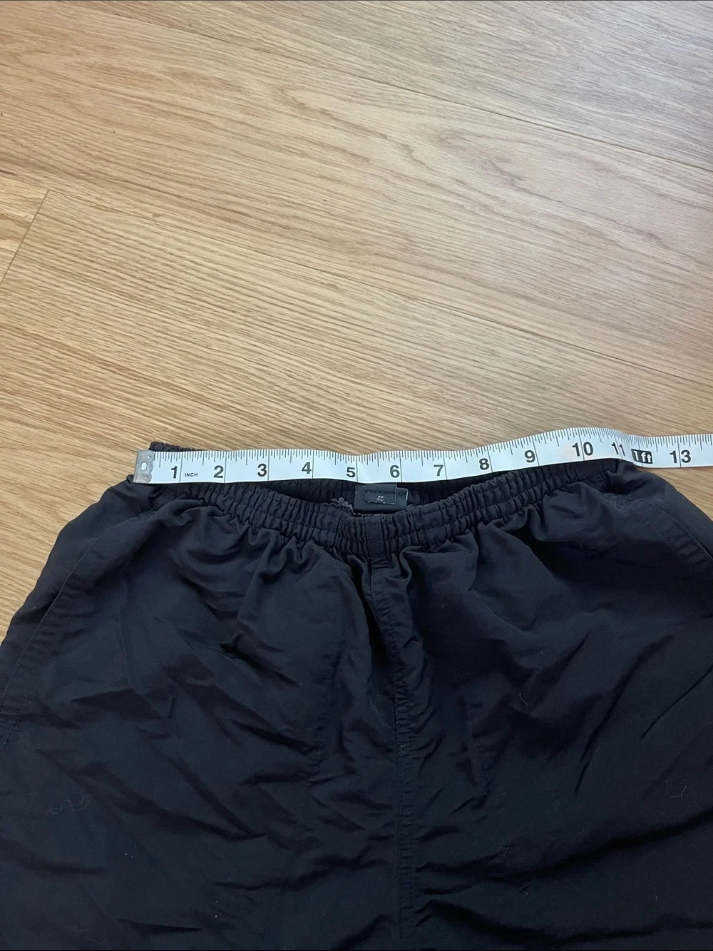 Patagonia Men’s 5’ Black Baggies size XS